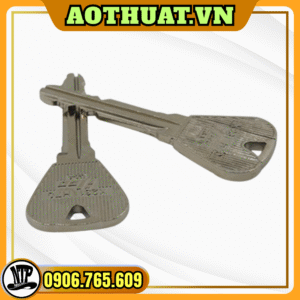 Ảo thuật chìa khóa xuyên chai